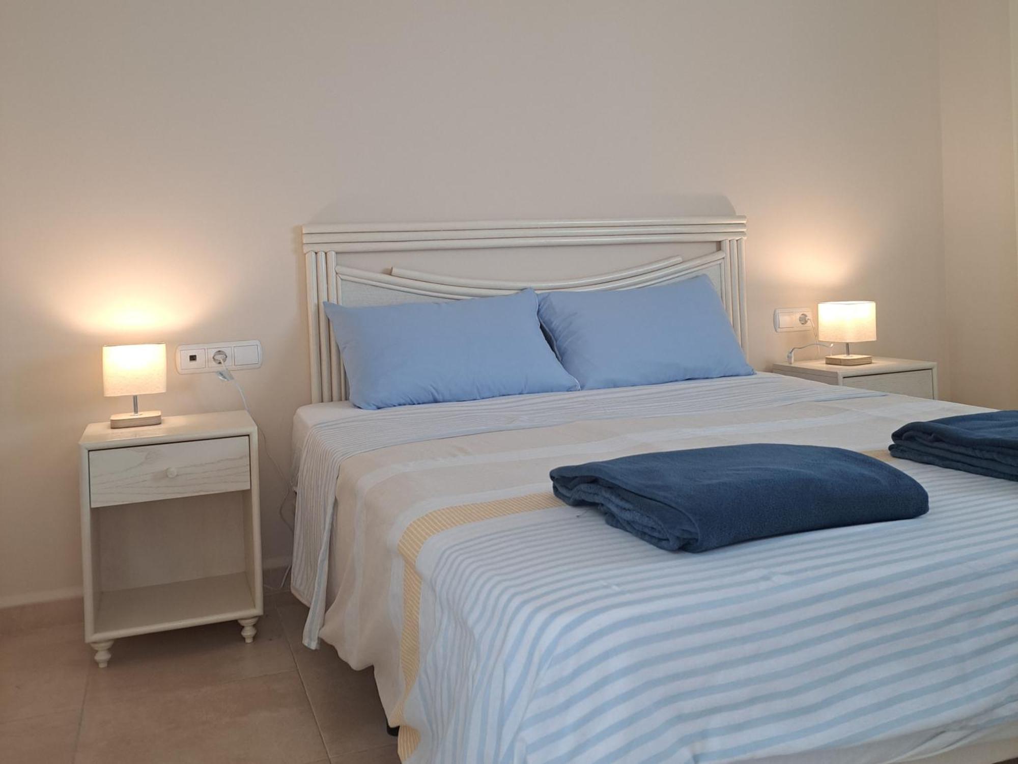 Esmeralda Seaview 칼페 외부 사진